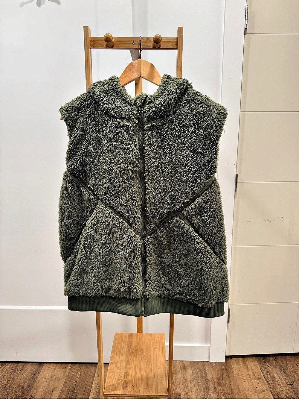 Zyia Active Fleece Hooded Vest in Green XXL Like New